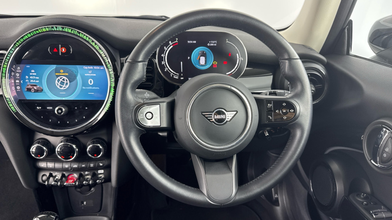 MINI Hatchback 1.5 Cooper Classic 3dr Auto [Comfort/Nav Pack] Petrol Hatchback